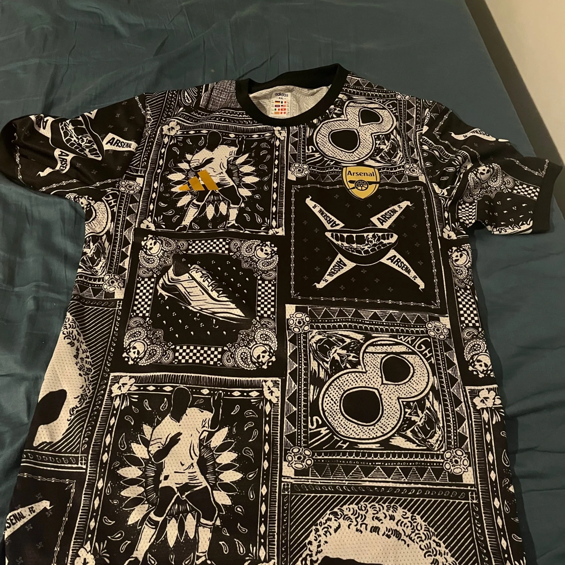 Arsenal svartvit fotbollströja