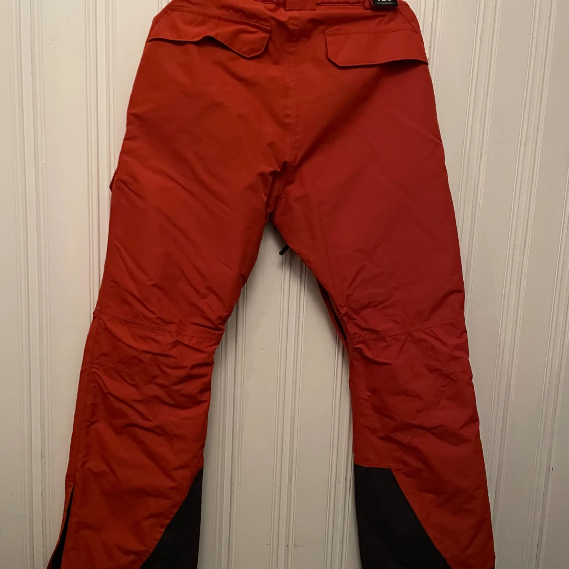 Röda täckbyxor från Montec M - 1