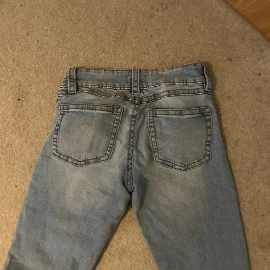Ljusblå lågmidjade bootcut jeans - 2