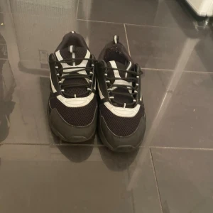 B22 - B22 sparsamt använda storlek 45