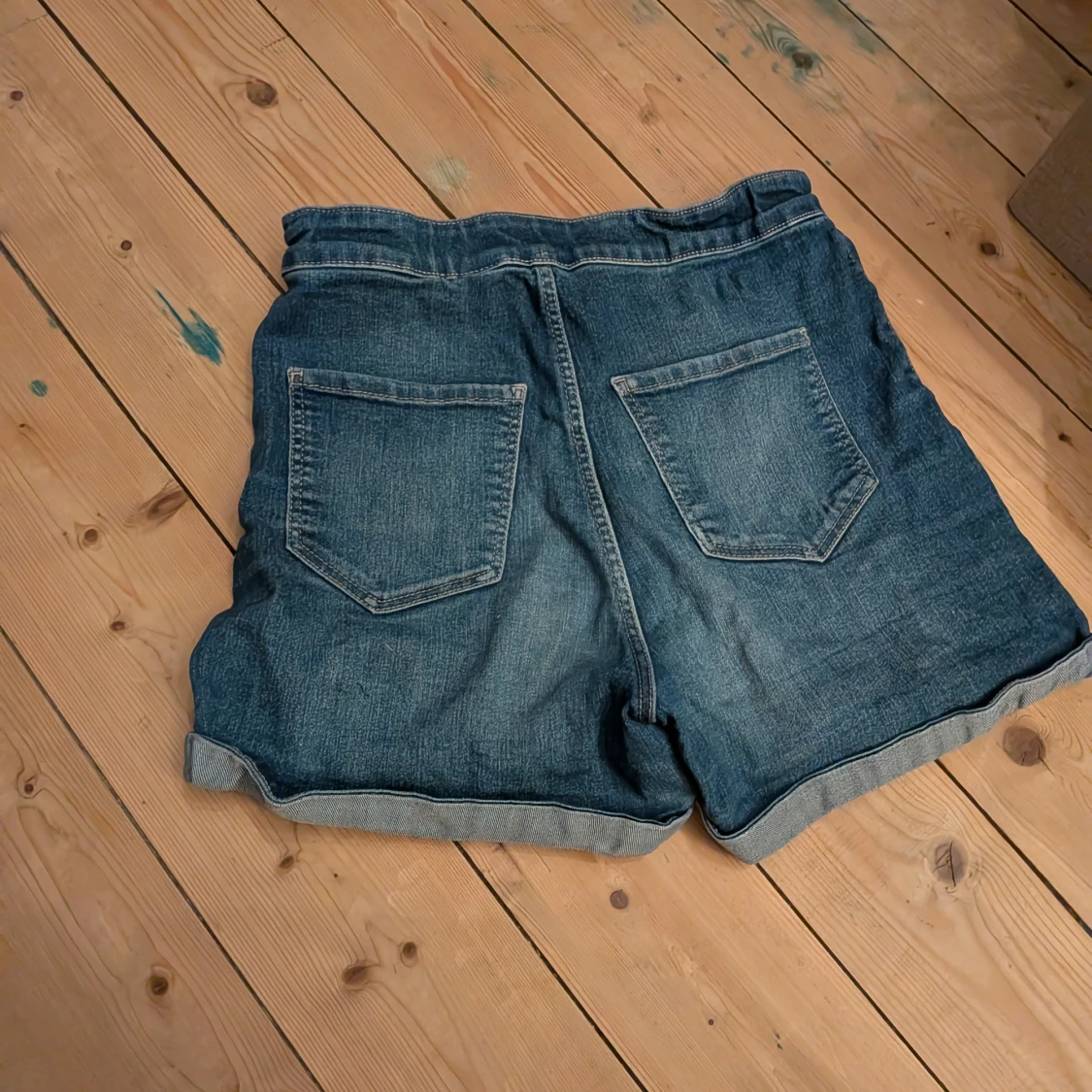 Hög midjade shorts blå - 1