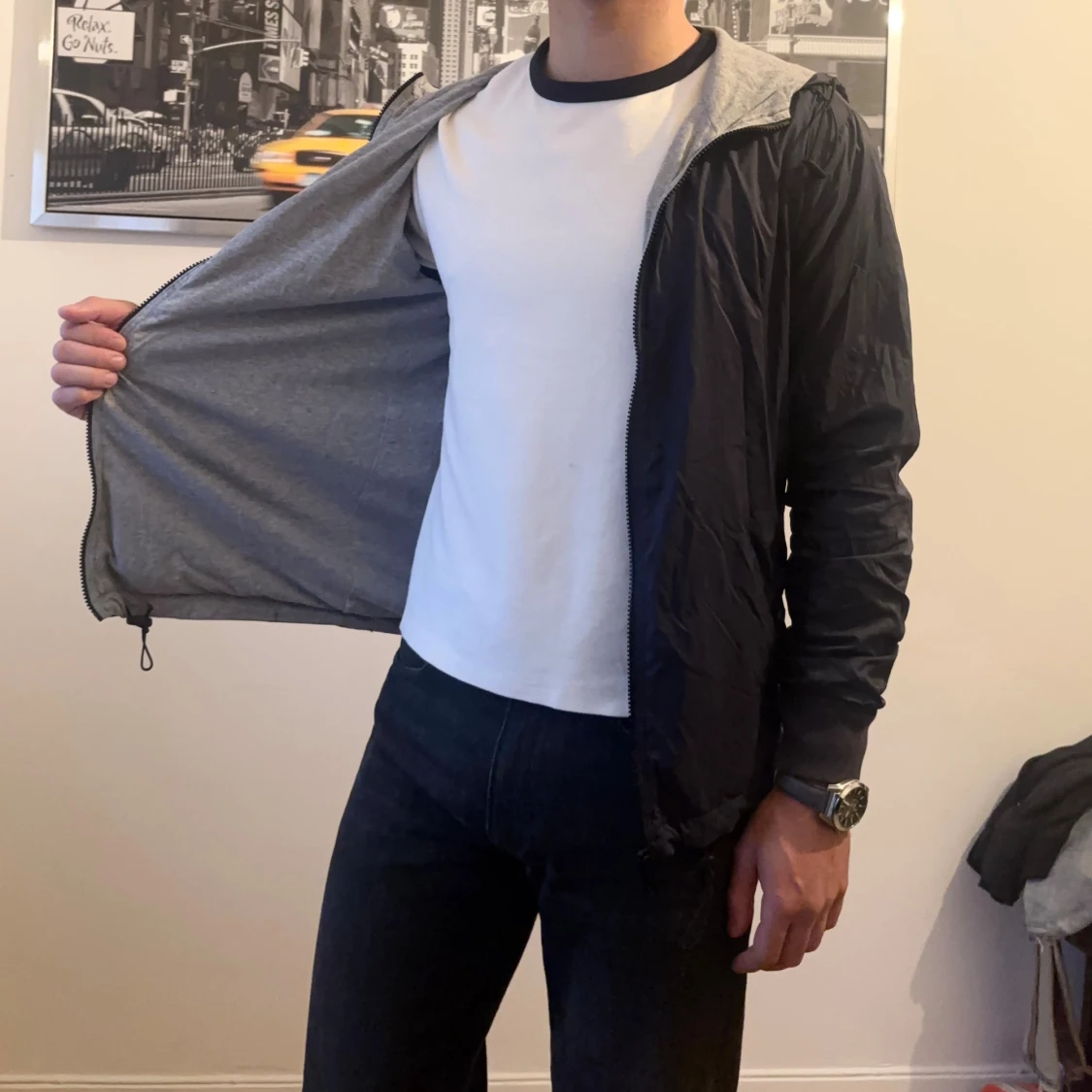 Mörkblå vindjacka med huva - 1