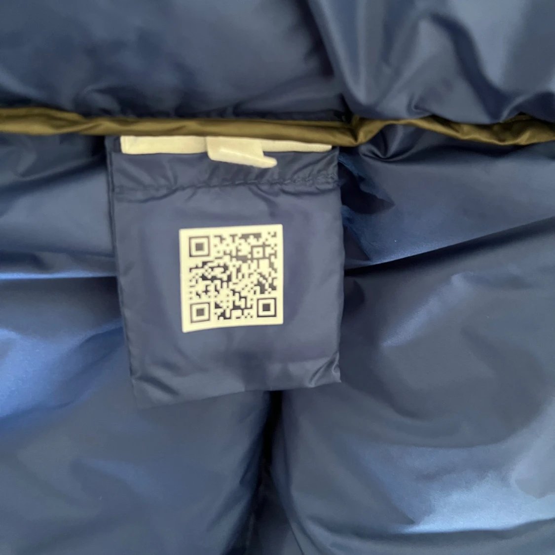 Blå dunjacka från JOTT - 3