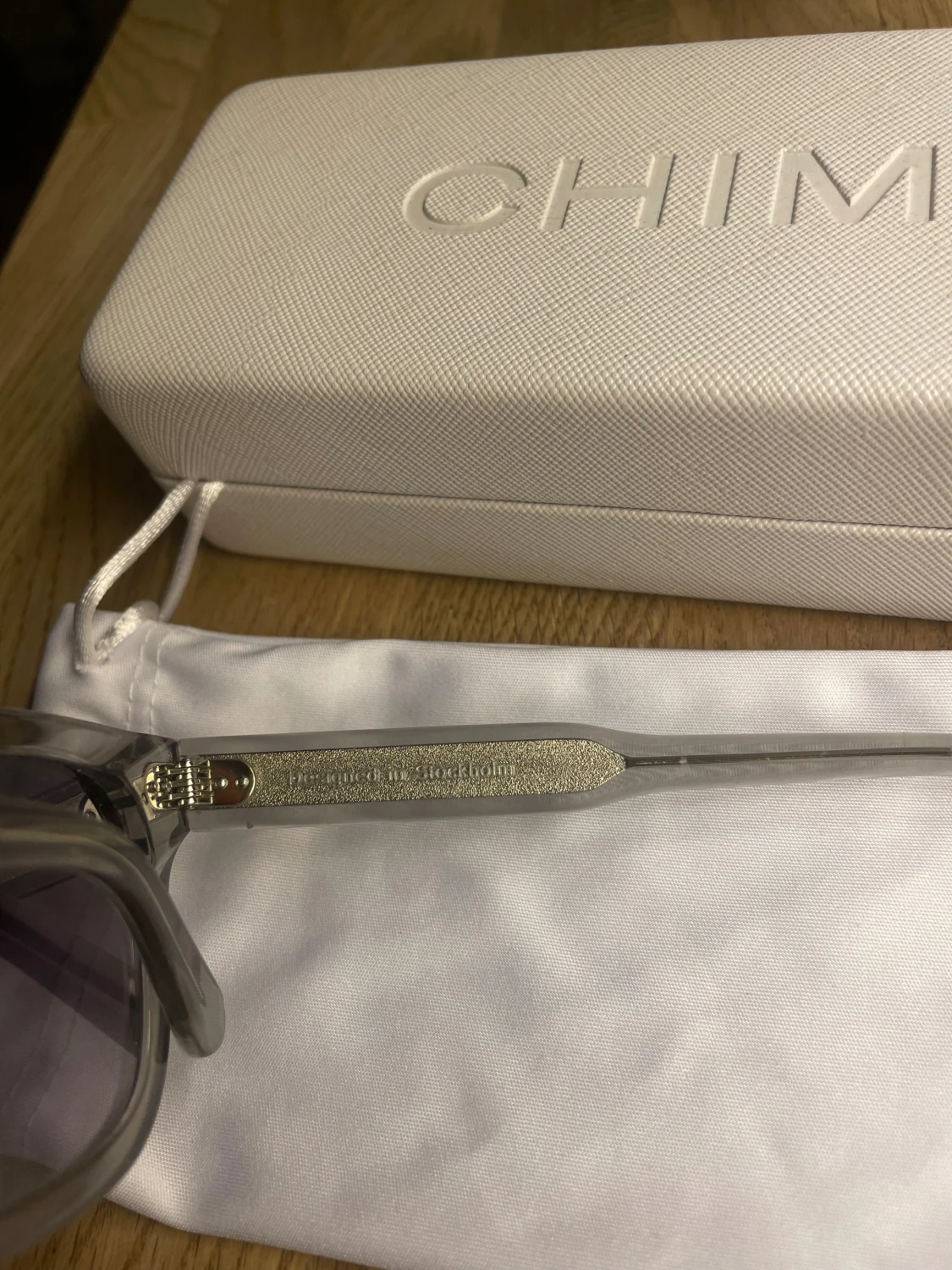 Grå CHIMI solglasögon modell 04 - 3