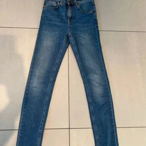 Nudie jeans W27 L32 - Ett par fina jeans från Nudie! SOM NYA!!           W27 L32