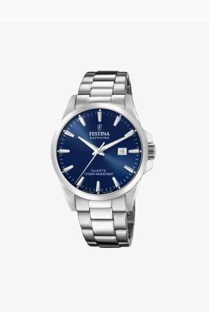 Festina Saphire - Swiss made - Stilren klocka från Festina med blå urtavla och datumvisning. Boetten och länken är i blankt och borstat stål, vilket ger en modern och snygg look. Quartz-urverk och safirglas gör den både tålig och elegant. Perfekt för dig som gillar klassisk design med en twist.