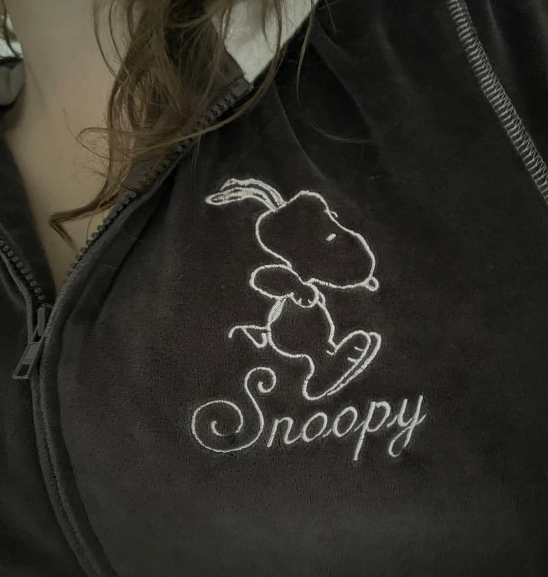 Brun Snoopy kofta i sammet - 1