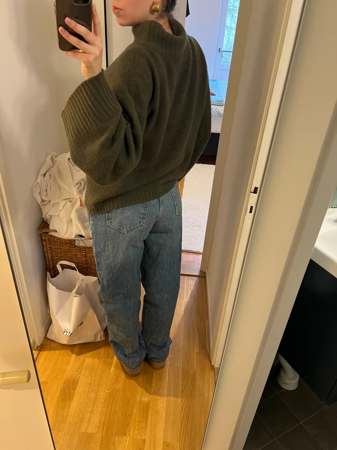 Blå raka jeans från NA-KD - 4