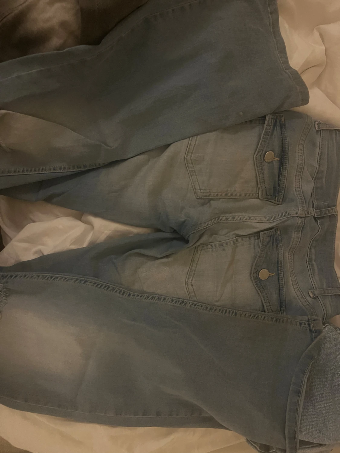 Ljusblå bootcut jeans från Nelly - 1