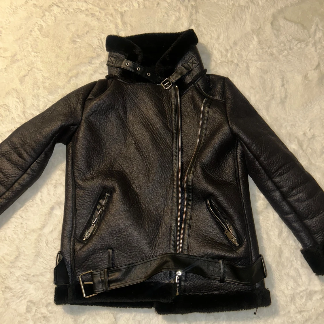 NA-KD läder/päls jacka - 1