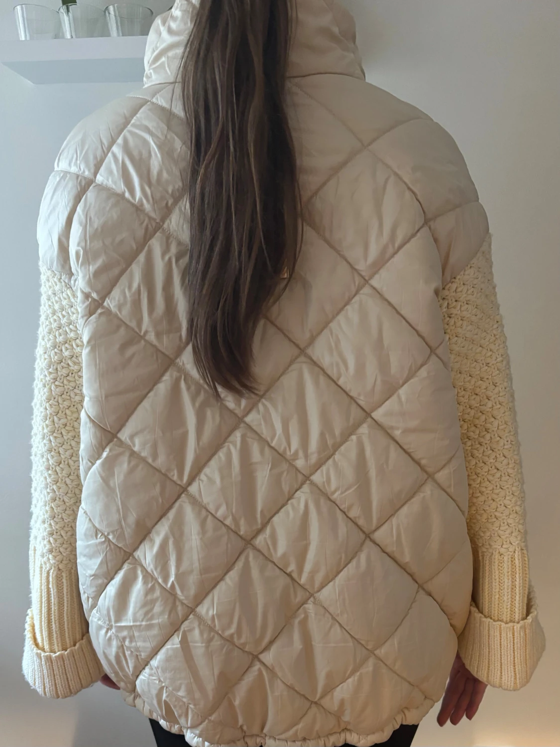 Quiltad jacka med stickade ärmar - 2