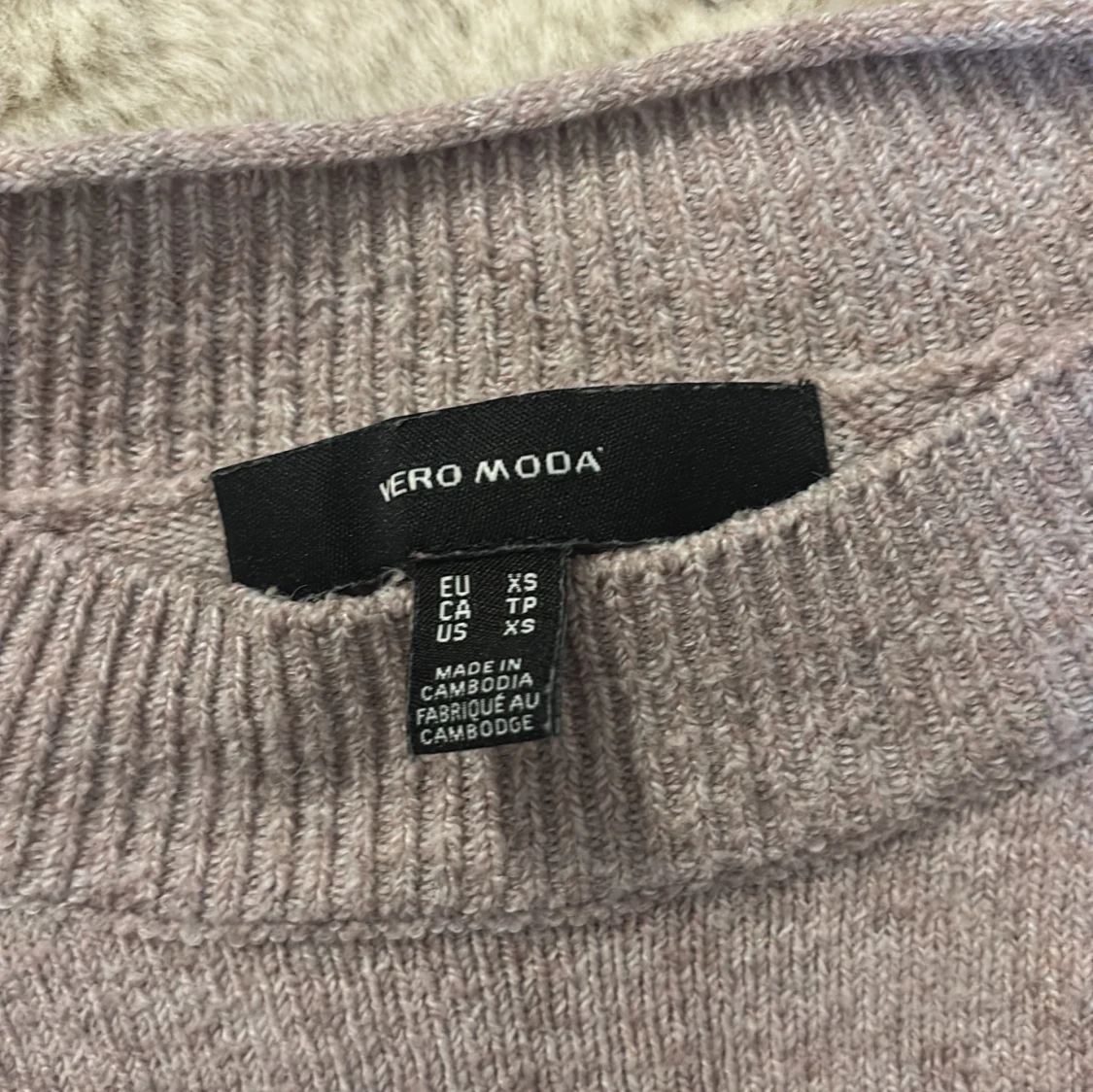 Ljuslila stickad tröja från Vero Moda - 1