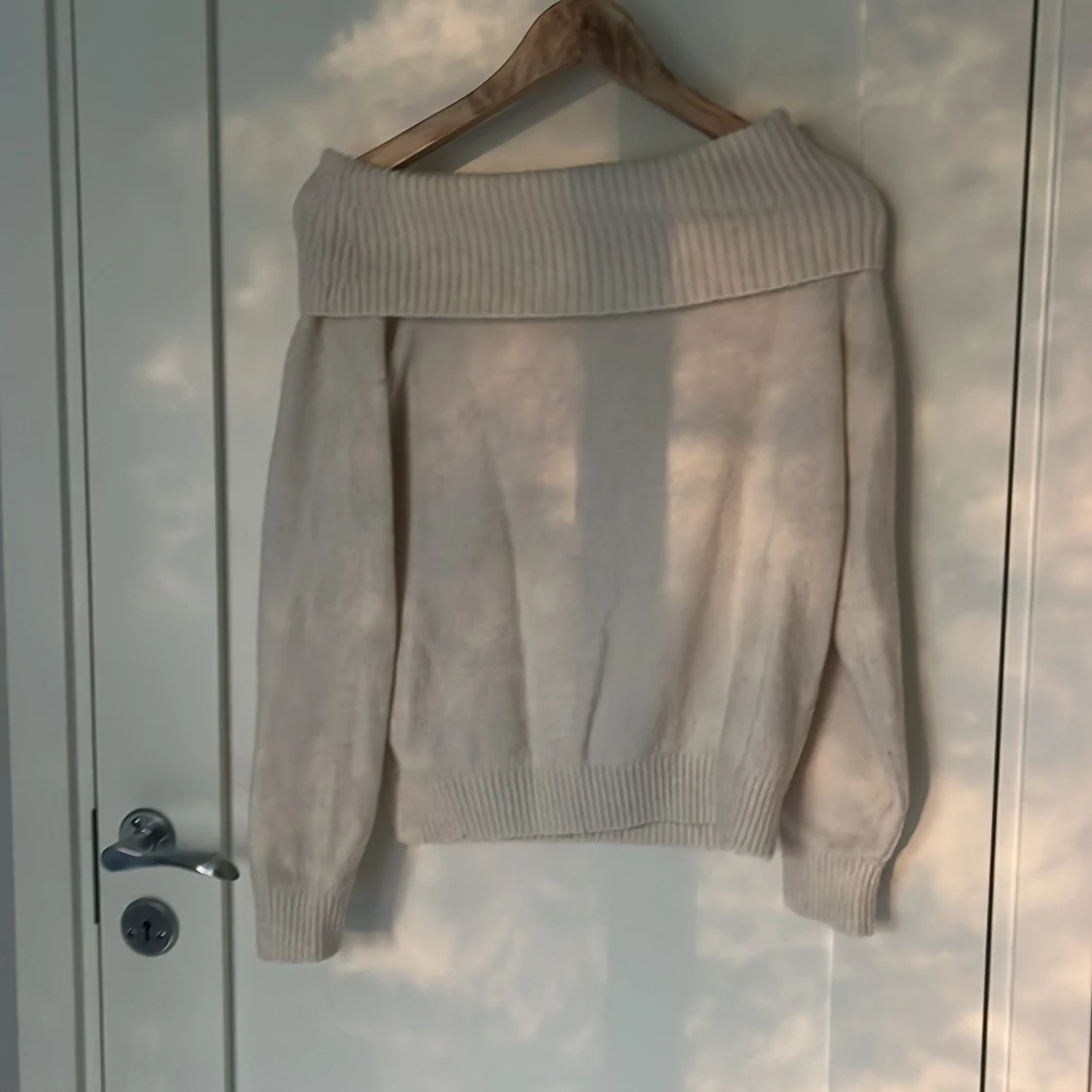 Offshoulder stickad tröja från H&M - 1