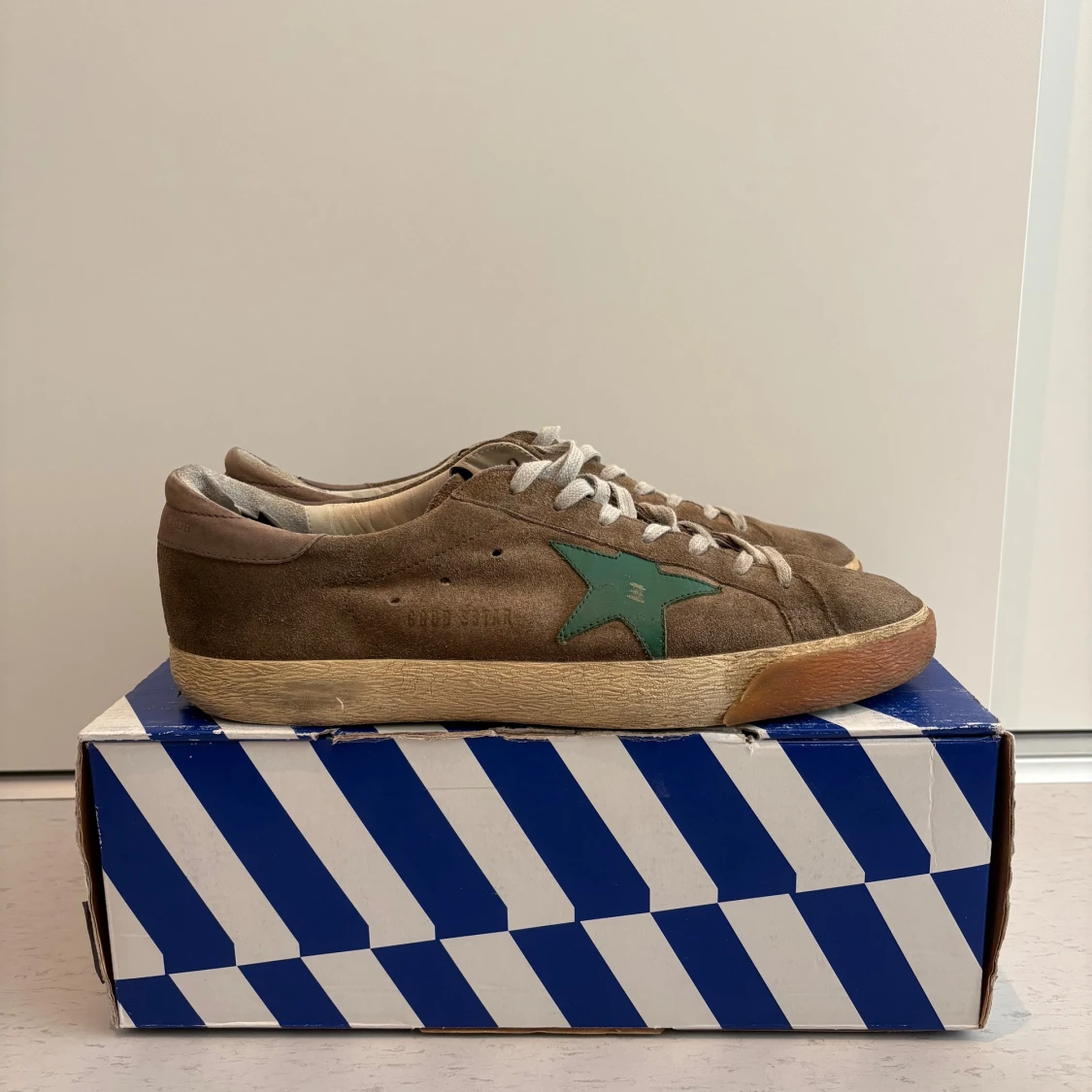 Golden Goose - 1