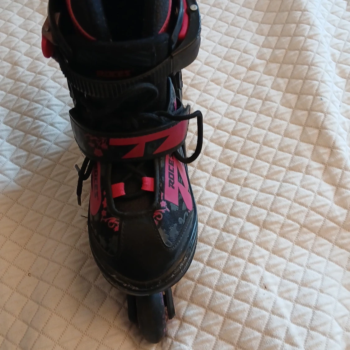 Svarta och rosa inlines från Roces - 3