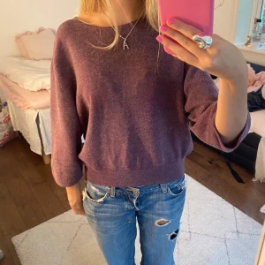 Trekvartsärmad tröja - Så mysig trekvartärmad tröja som passar perfekt till hösten 😍 60% ull 15% angora. Står m men passar mig bra som har XS/S