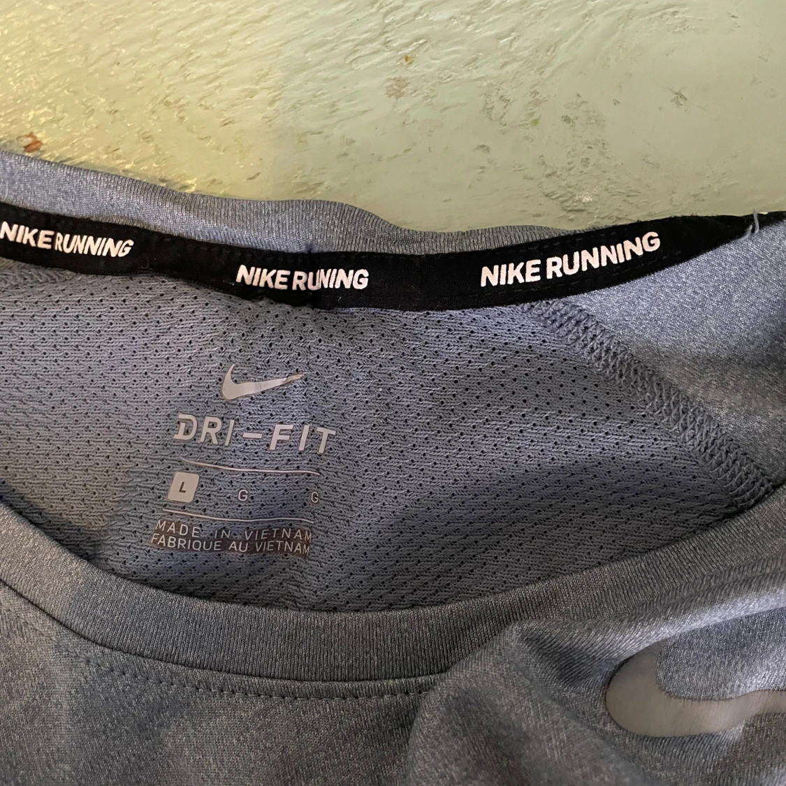 Grå Nike Dri-Fit t-shirt - 2