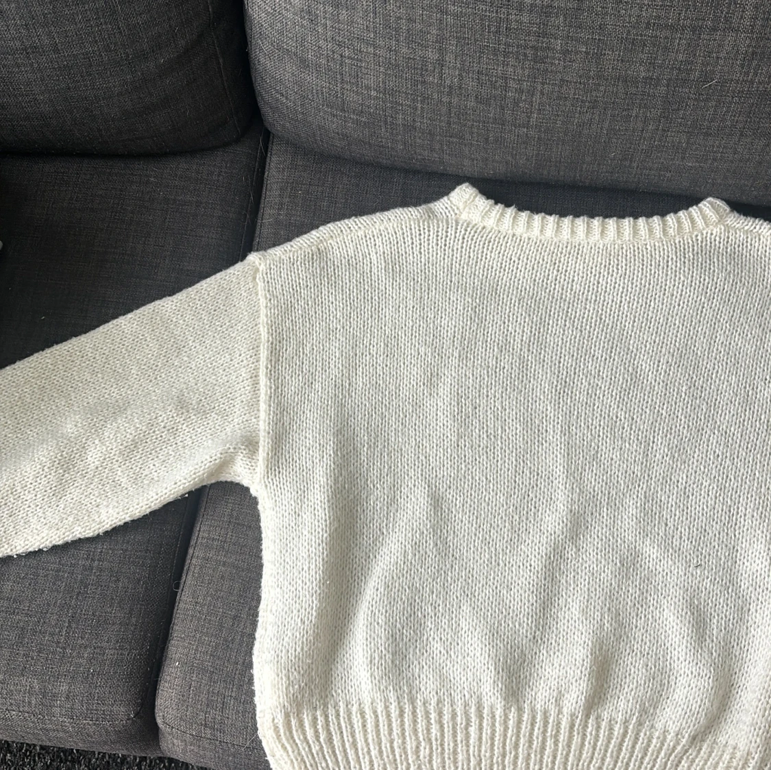 Vit stickad tröja från Dazy - 1