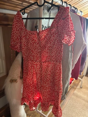 Sommarklänning - Nytt skick 