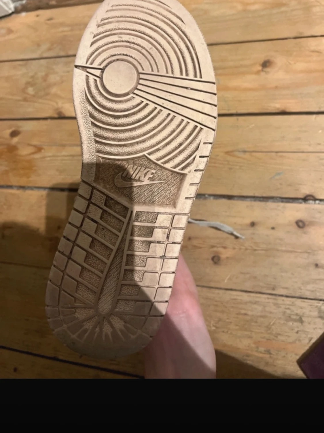 Nike Jordan 1 High i rosa och marinblå - 3