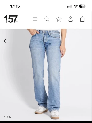 Icon jeans - Säljer icon jeansen från lager 157. Dem säljs då dem är försmå för mig. Bra skick.