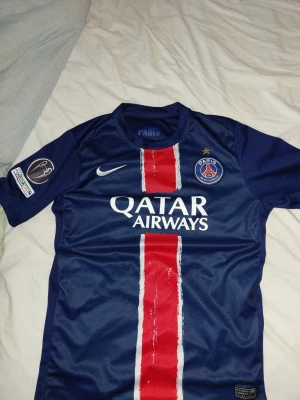 PSG jersey  - Ingen tecken på användning. Kom med pris.