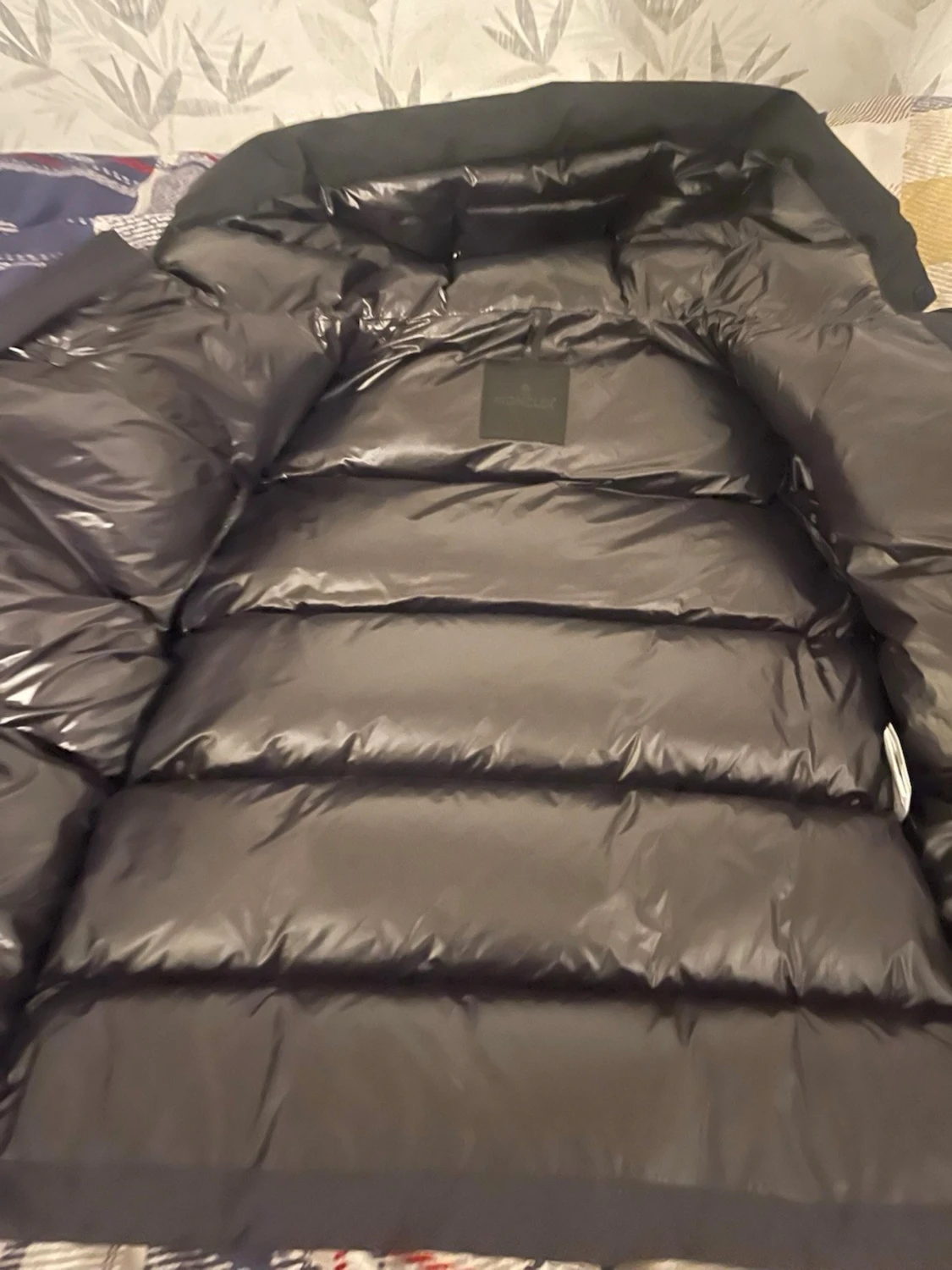 Svart Moncler pufferjacka med huva - 2
