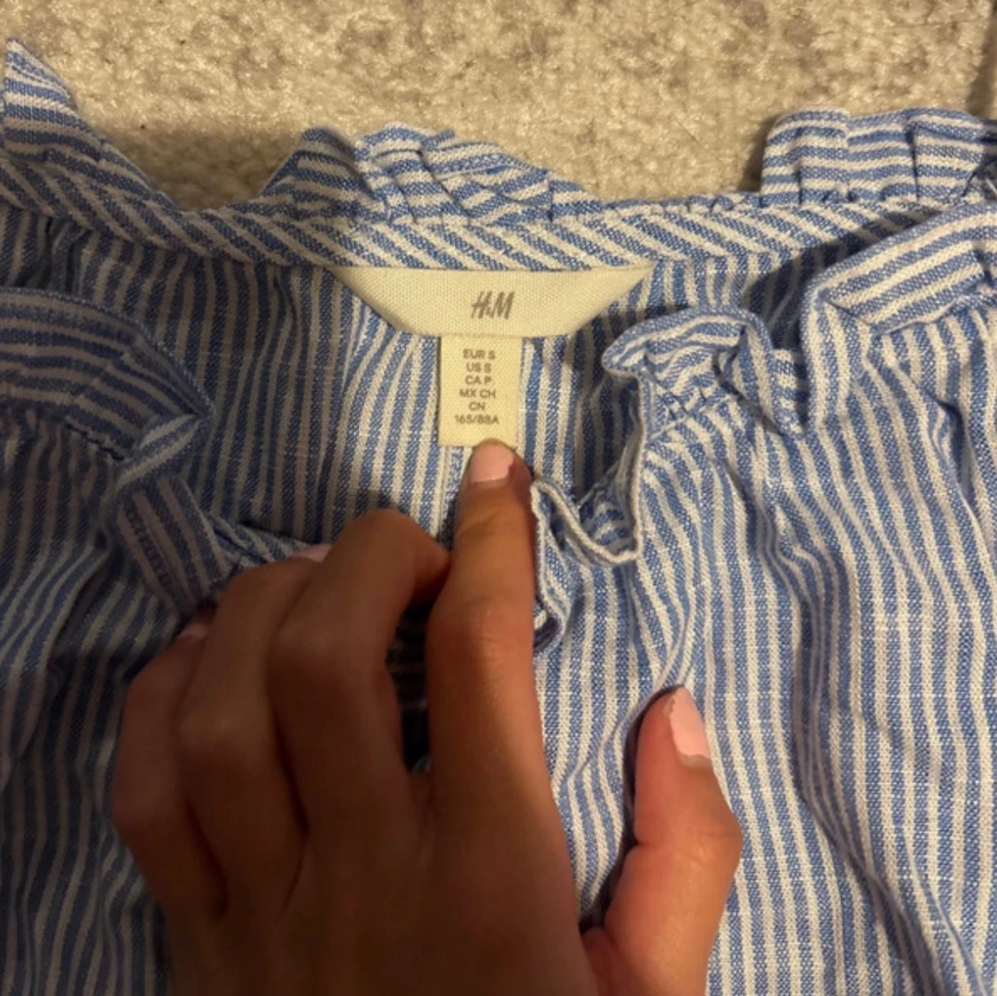 Blåvit randig sommarklänning H&M - 1