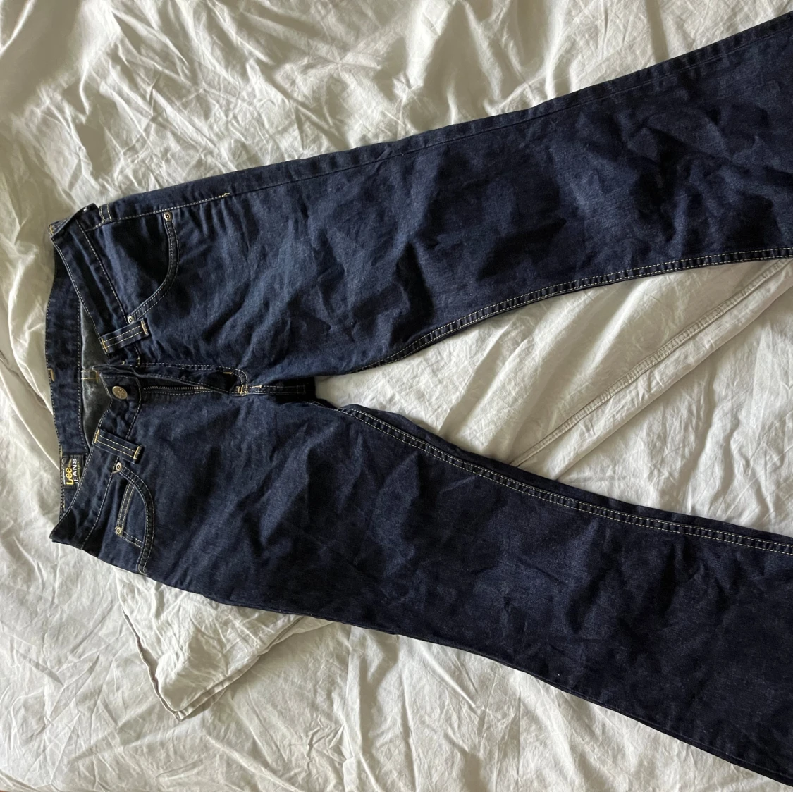 Mörkblå bootcut jeans från Lee - 2