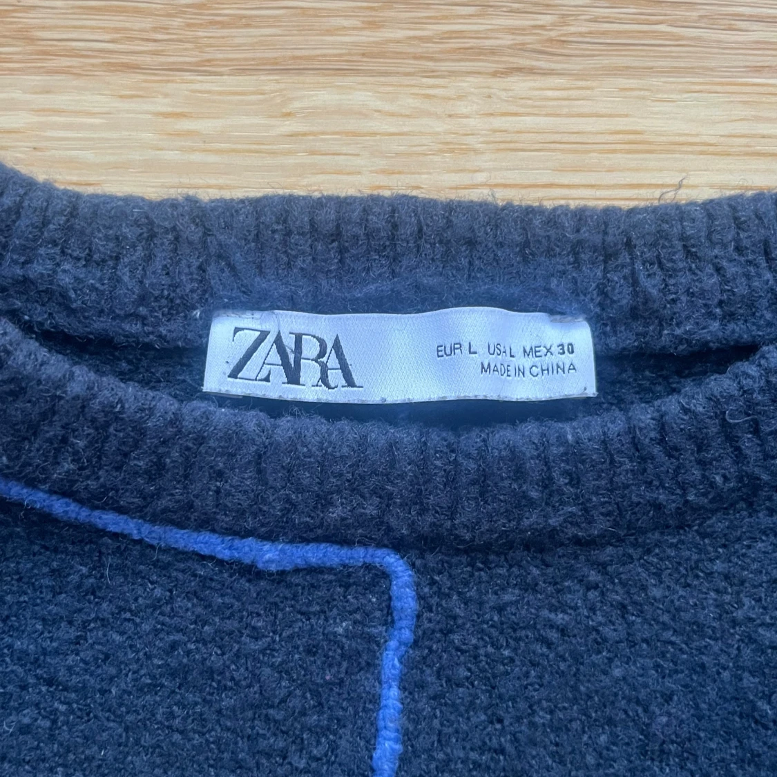 Mörkblå stickad tröja från Zara - 2