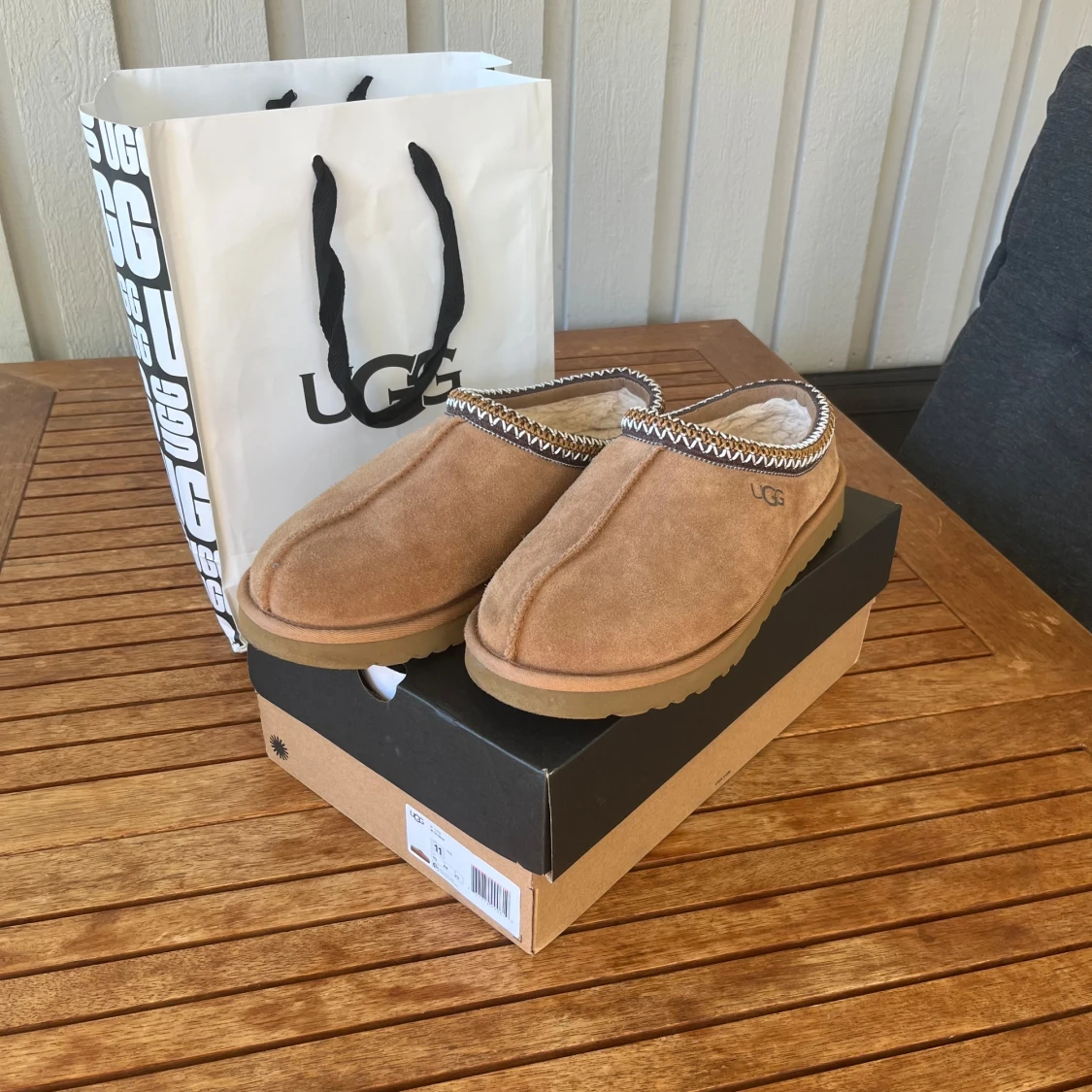 Ugg Tasman