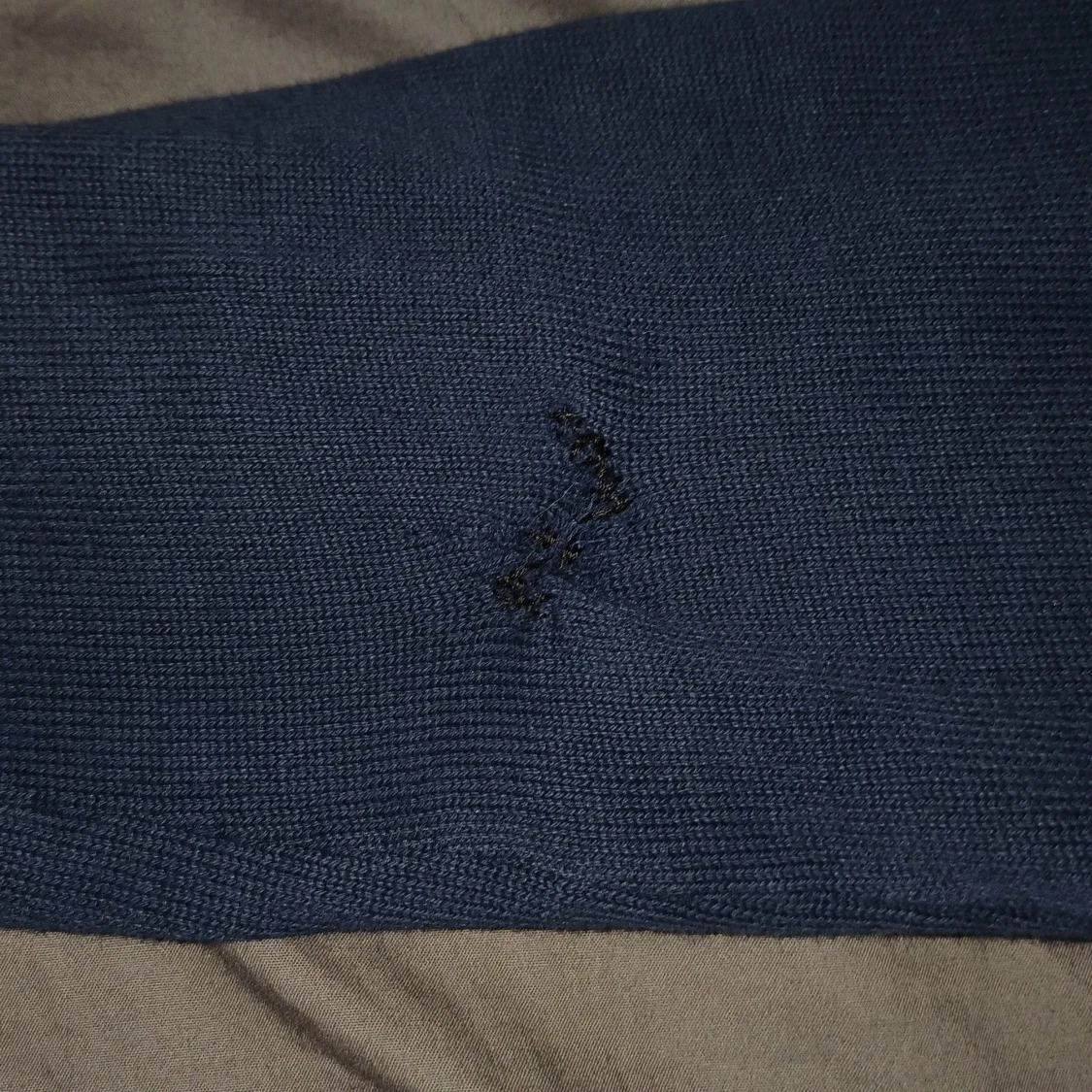 Mörkblå stickad tröja från MARQY - 3