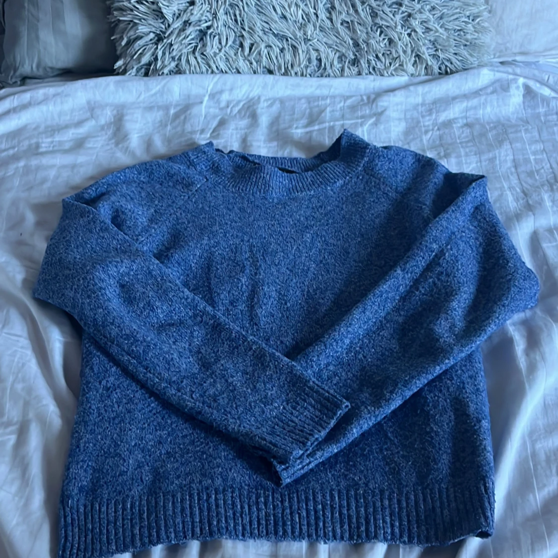 Blå stickad tröja från Vero Moda - 2