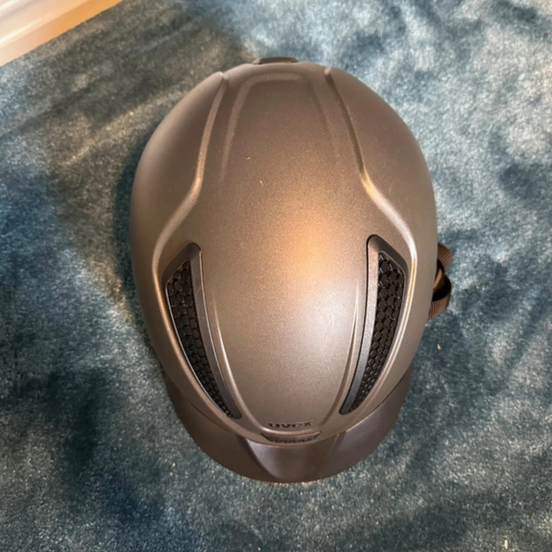 Uvex grå ridhjälm med ventilation - 1