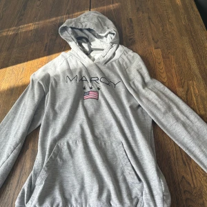 Marqy hoodie 158/164 - Skick enligt bilder 