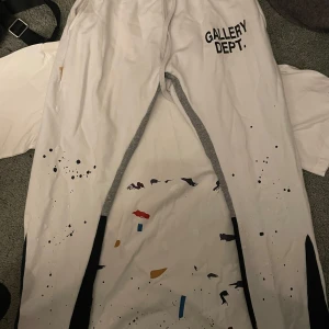 Gallery dept. - Köpt på farfetch. Gammal modell så svår att få tag på. Helt oanvänd! 😊