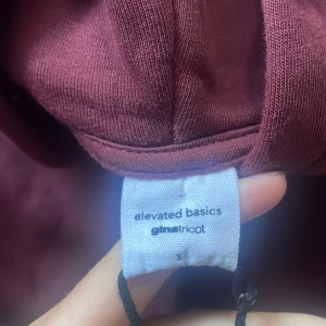 hoodie  - Pris kan diskuterass 