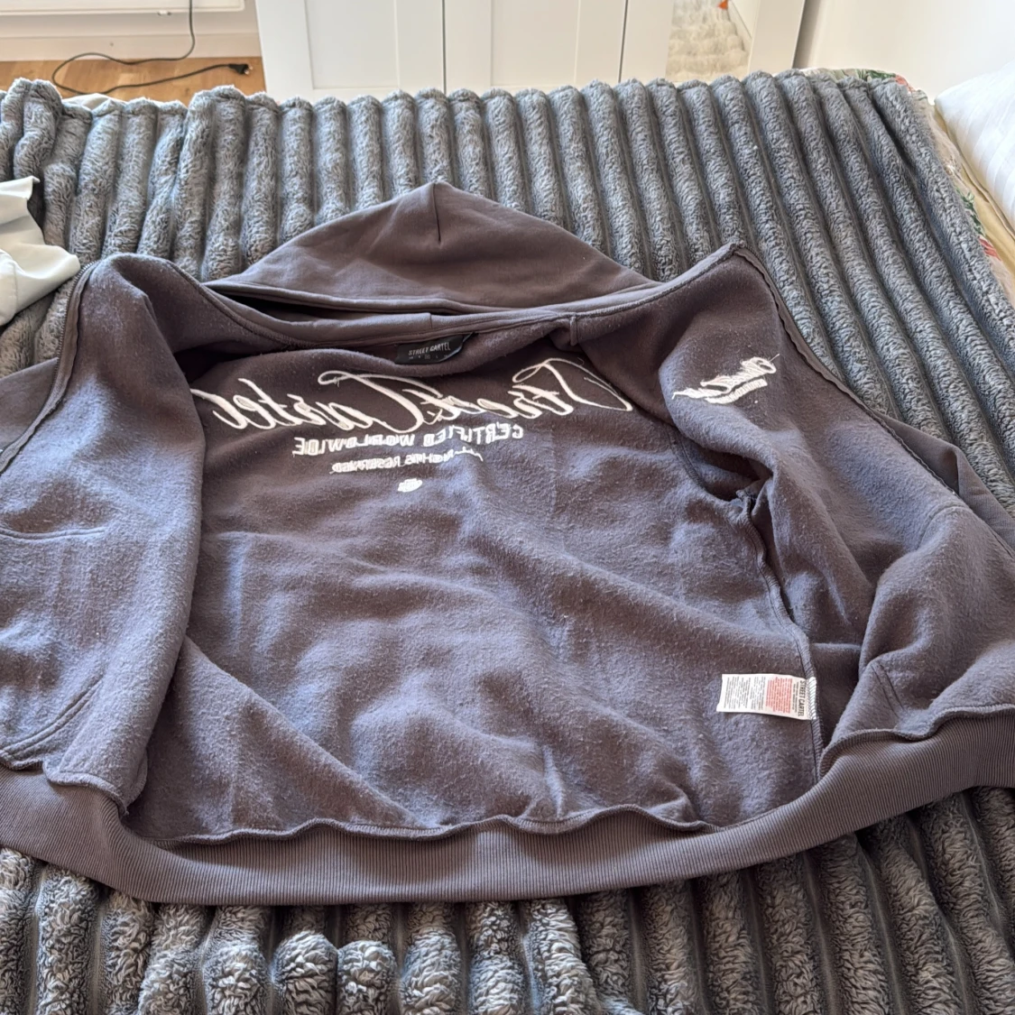 Brun hoodie från Street Cartel - 2