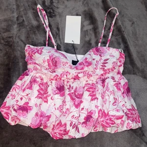 Zara topp - Söt topp från Zara! Helt ny med prislapp 