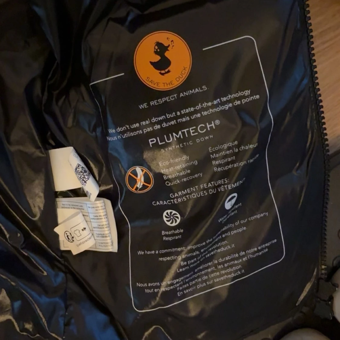Svart pufferjacka från Save The Duck - 3
