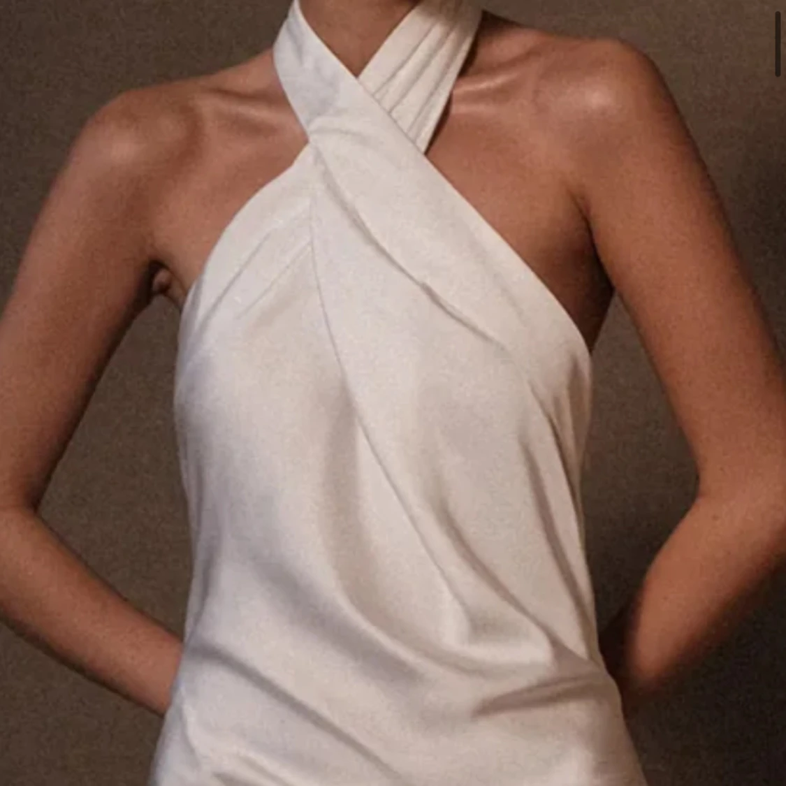 Meshki - vit klänning (Laura Halter Satin Gown) - 4