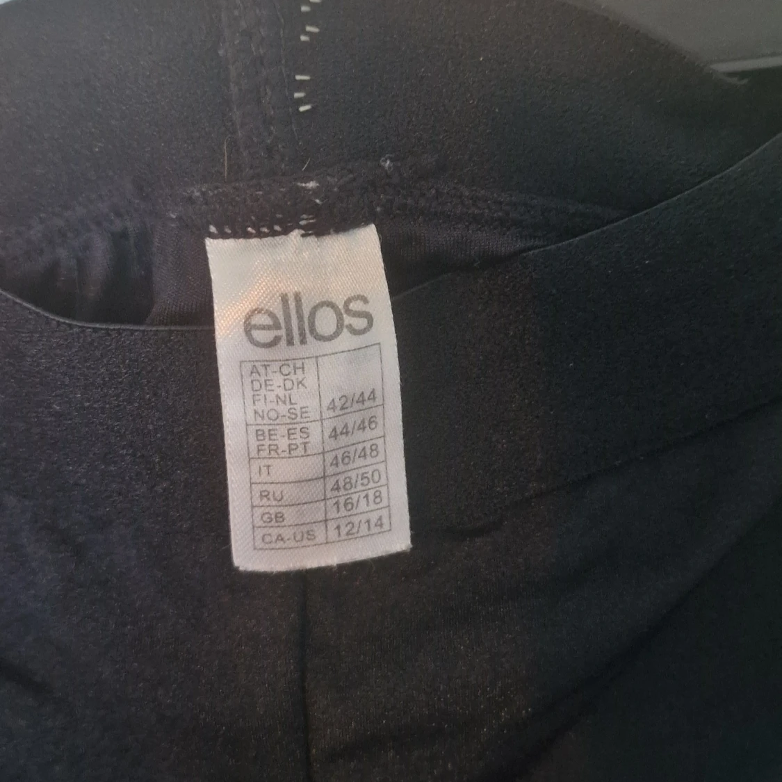 Svart bikinitrosa i boxermodellfrån Ellos - 2