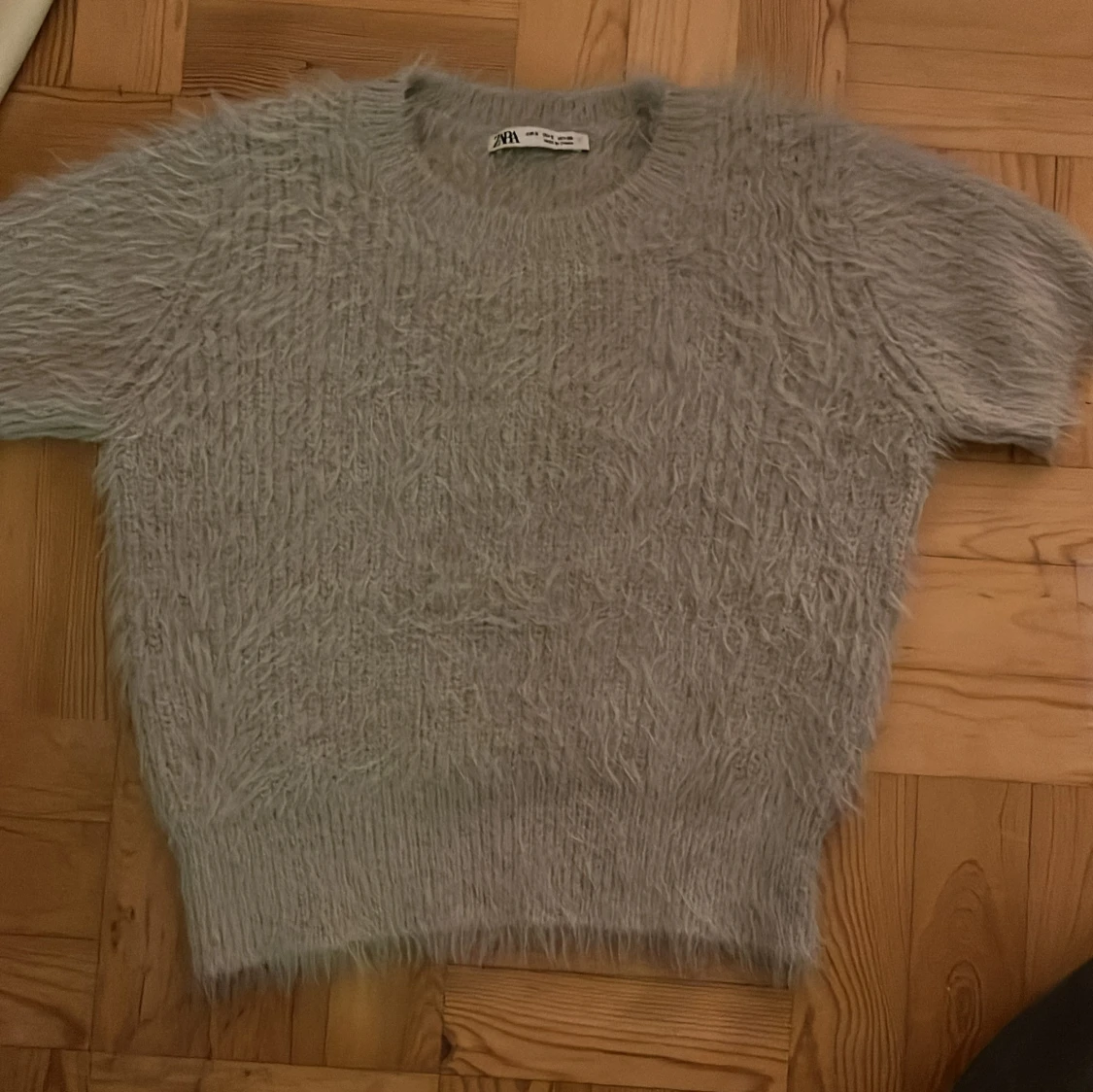 Fluffig Zara topp/t-shirt