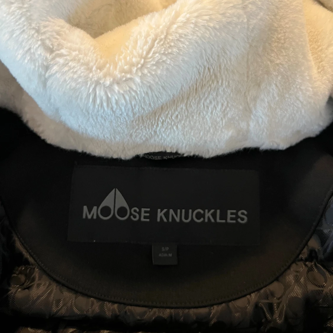Moose Knuckles jacka - 1
