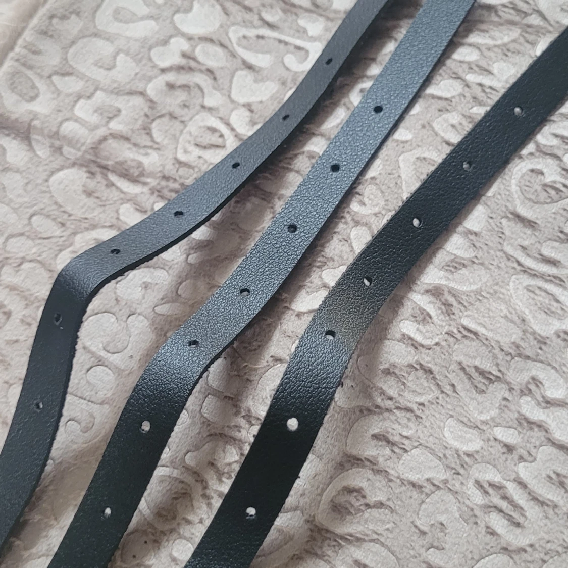  Helt ny Svart choker med ring och spännen - 4