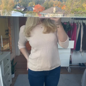 Trekvartsärmad tröja  - Jättefin Trekvartsärmad tröja 