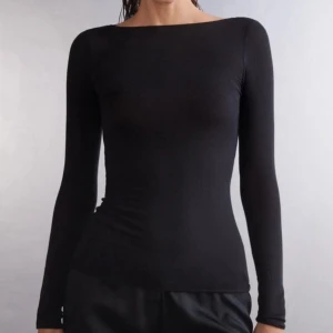 Intimissimi tröja - Såå snygg och basic tröja från intimissimi <33 använd 1 gång