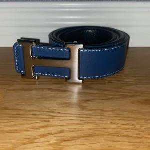 Blå bälte  - 10/10 skick 