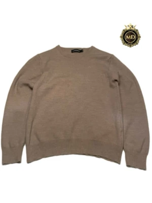 J.Lindeberg tröja ”merinoull” - J.linberg tröja | färg: begie | material: merinoull | finns ett litet hål i armhålan, men inget som syns | mvh MD closet⚜️