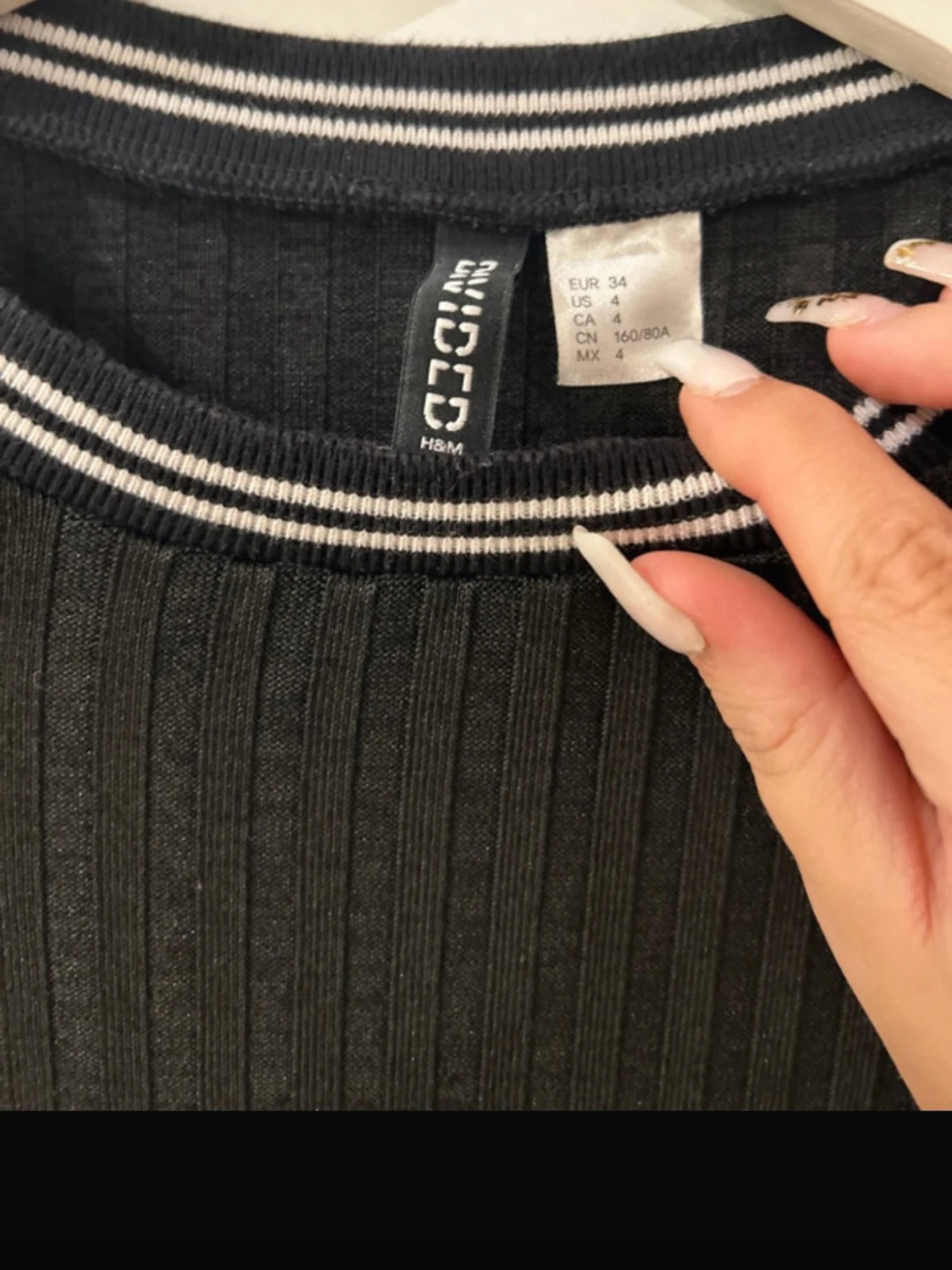 Svart ribbad klänning H&M Divided - 2